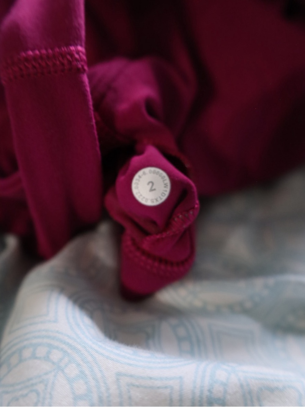 Lululemon Align Waist-Length Tank Top Magenta Purple Womens Size 2 - Picture 8 of 8